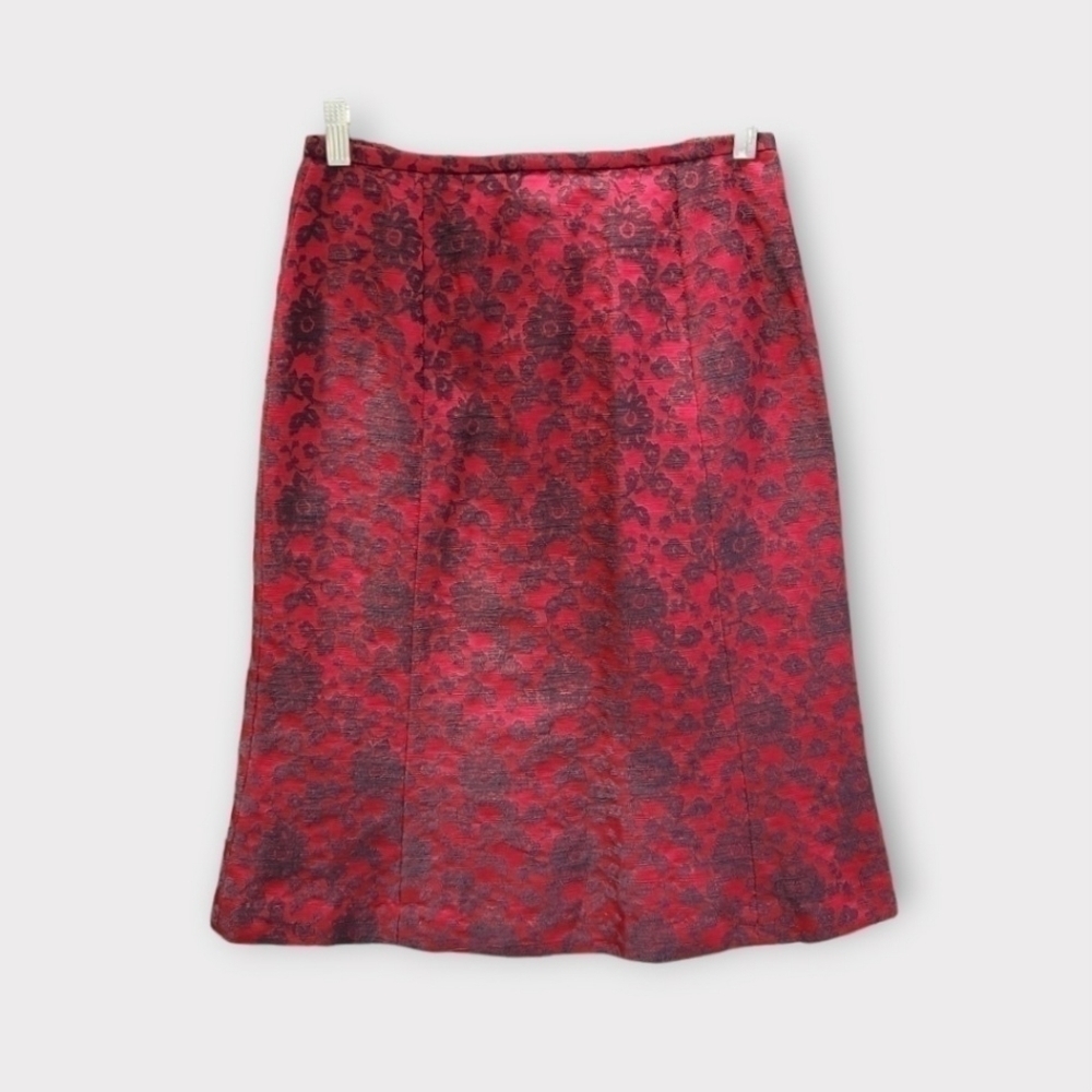 Harold's Skirt Womens 8 Red and Black Floral Skirt